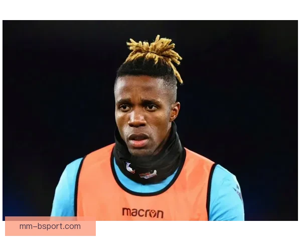 加拉塔萨雷免签英超锋线尖刀扎哈引领新赛季冲锋