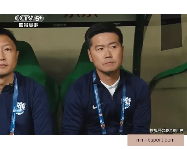 困境中挺身而出肇俊哲带领沧州雄狮顽强突围艰难保级书写硬骨传奇